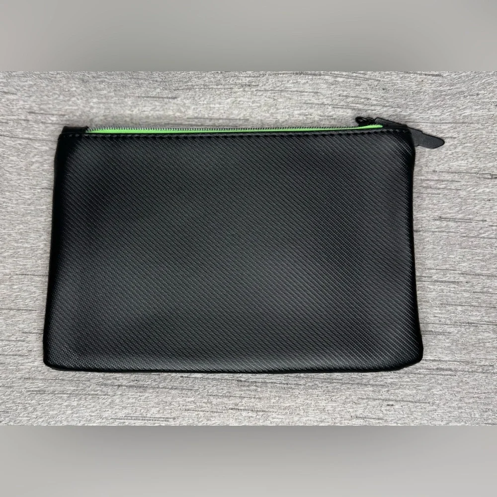 Ipsy NWOT Black & Green Vampire Lips - Makeup Pouch / Cosmetics Case - 7” x 5” - Picture 3 of 5
